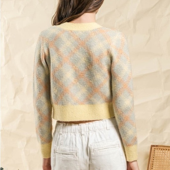 🆕NWT Banana Milkshake Cropped Cardigan - Picture 2 of 2